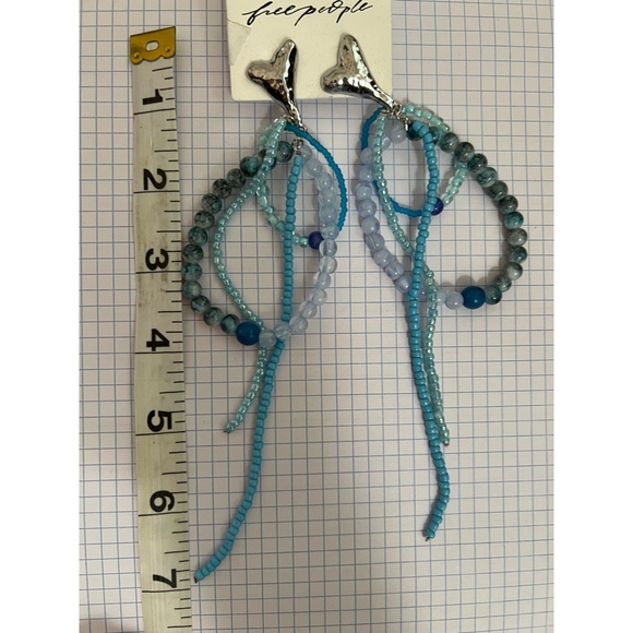 NWT Free People Reese Dangle Earrings Mixed Sky Blue - Picture 4 of 4